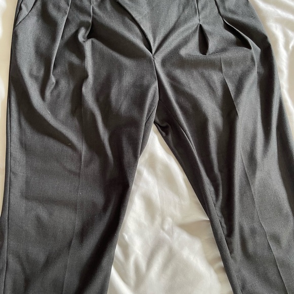 Dark grey harem folded high waist dress pants. - Picture 2 of 4